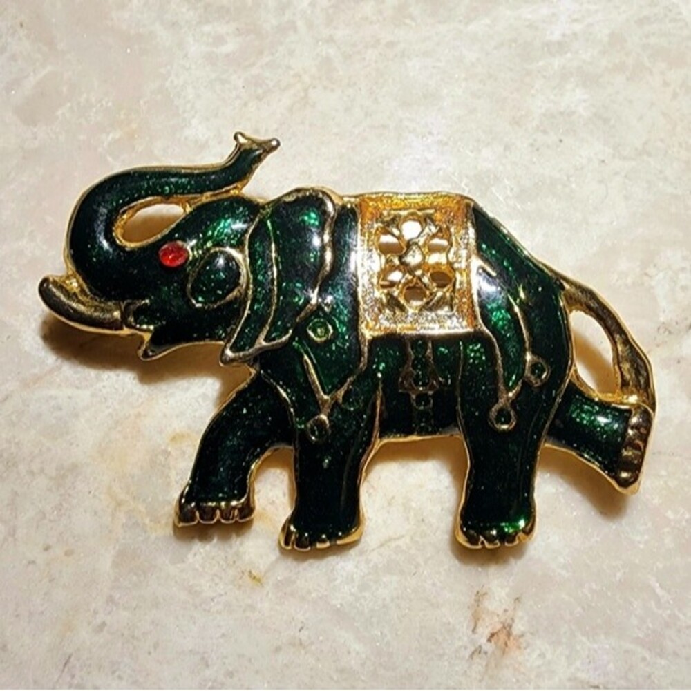 Vintage Green Enamel Gold Tone Elephant Brooch Trunk Up